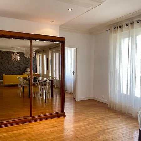 Bel Centre-ville Apartamento Lorient